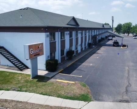 Grand Inn Fargo Extérieur photo