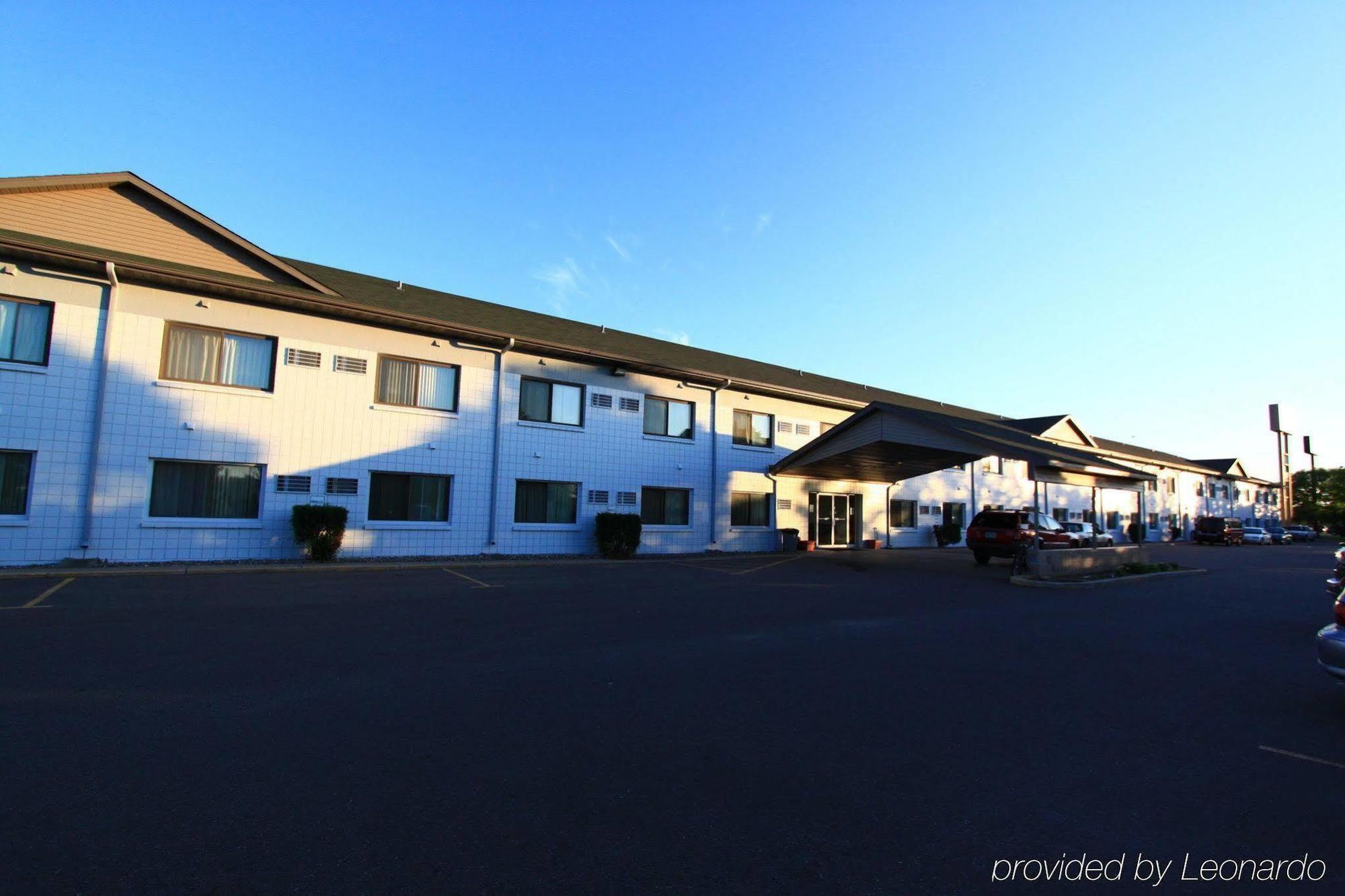 Grand Inn Fargo Extérieur photo