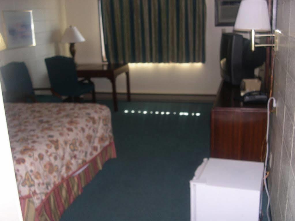Grand Inn Fargo Extérieur photo